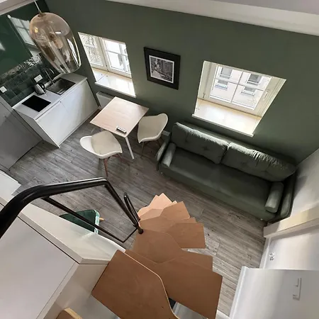 Forest Nook Main Square Loft