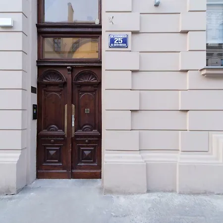 Forest Nook Main Square Loft Apartmán Krakov