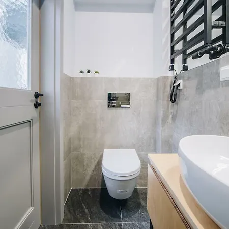 דירה Forest Nook Main Square Loft *